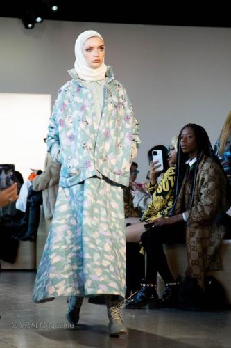 KIM Indonesia-Now-Group Runway 84 230213