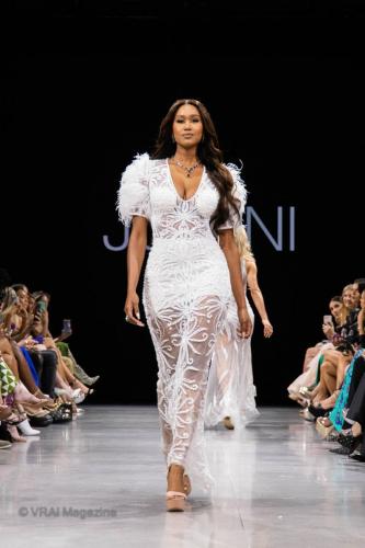 KIM Jovani 32 230908