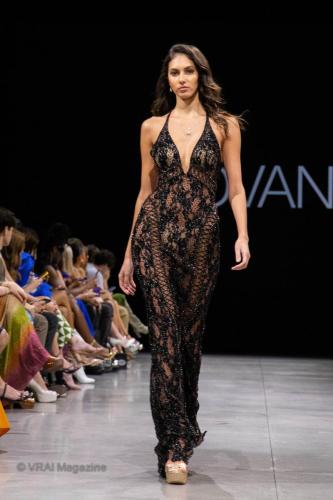 KIM Jovani 37 230908
