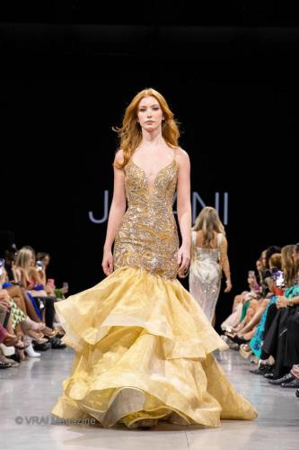 KIM Jovani 8 230908