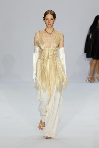 Kimhekim ss24 runway press look30