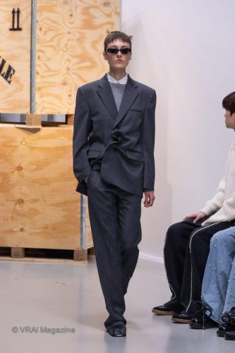 Kimhelkim-Runway -10-10