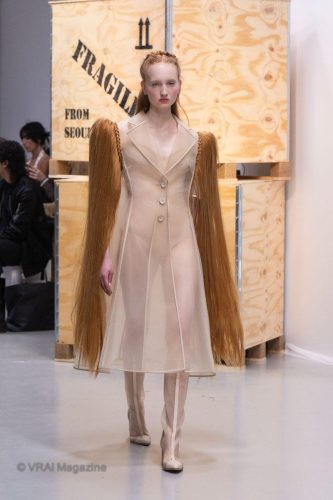 Kimhelkim-Runway -14-14