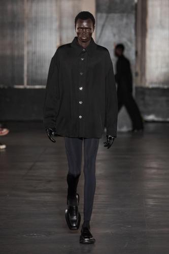 LGN fw23 runway press look05