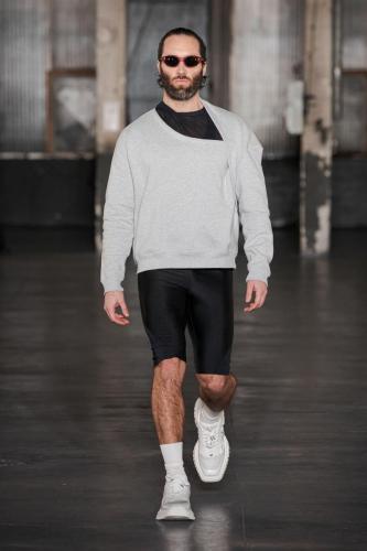 LGN fw23 runway press look07