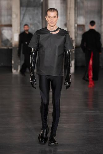 LGN fw23 runway press look16