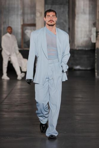 LGN fw23 runway press look27