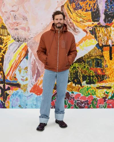 LOEWE FW24 MENS SHOW GUEST ARRIVALS JAMIE DORNAN RGB CROPPED 4x5