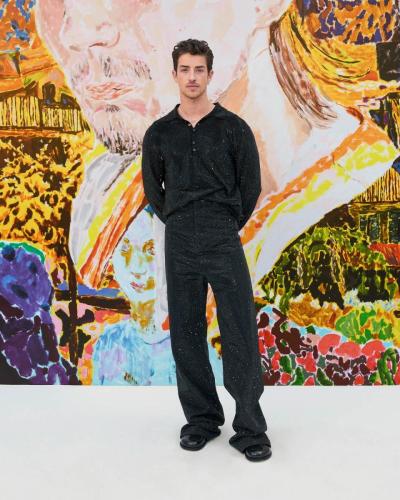 LOEWE FW24 MENS SHOW GUEST ARRIVALS MANU RIOS RGB CROPPED 4X5