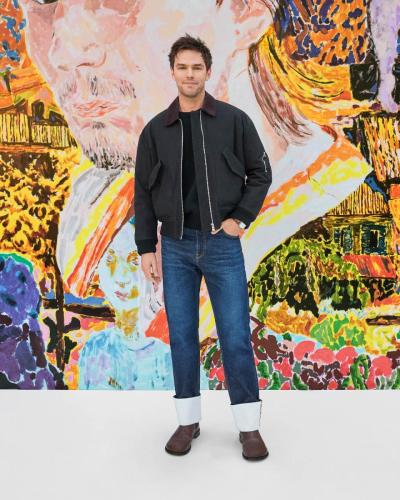 LOEWE FW24 MENS SHOW GUEST ARRIVALS NICHOLAS HOULT RGB CROPPED 4X5