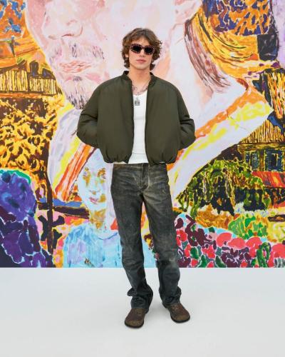 LOEWE FW24 MENS SHOW GUEST ARRIVALS VINNIE HACKER RGB CROPPED 4X5