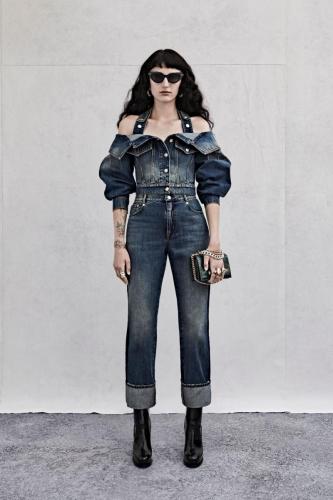 LOOK25