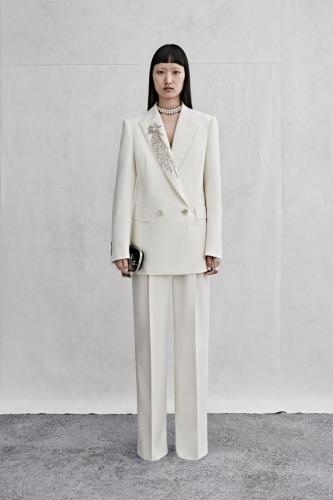 LOOK43