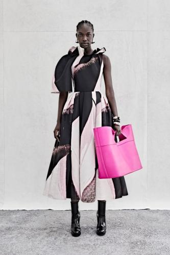 LOOK05