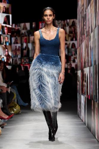 Look-64