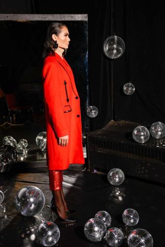 Look8a