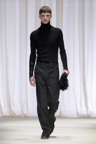 MM6-Maison-Margiela-AW24-Look-21