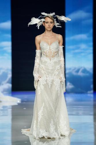 Madame-Burcu Si-Sposaitalia-Collezioni-2025-12