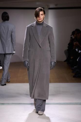 Mame Kurogouchi fw24 runway press look06