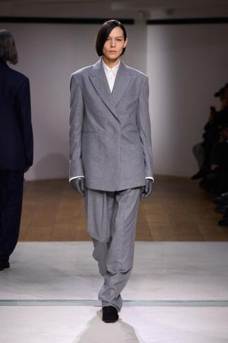 Mame Kurogouchi fw24 runway press look07