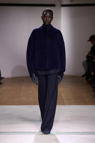Mame Kurogouchi fw24 runway press look14
