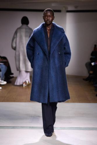 Mame Kurogouchi fw24 runway press look33