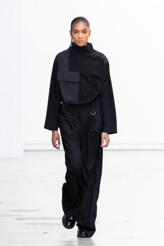 Nehera fw23 runway press look 02