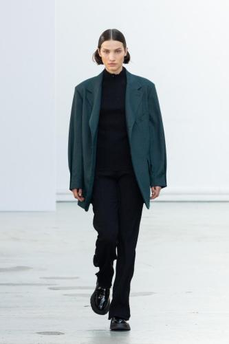Nehera fw23 runway press look 12