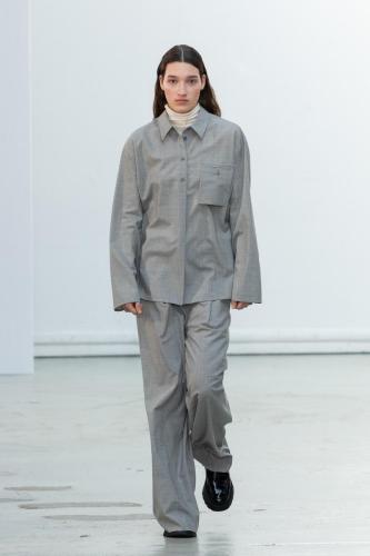 Nehera fw23 runway press look 21
