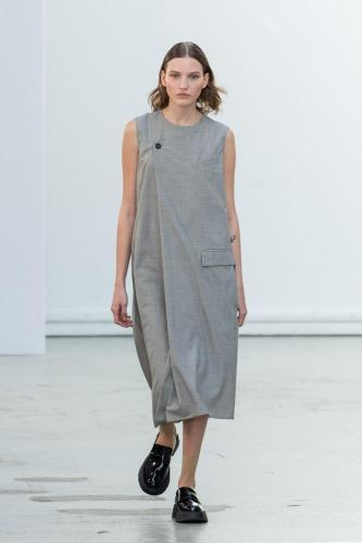 Nehera fw23 runway press look 28
