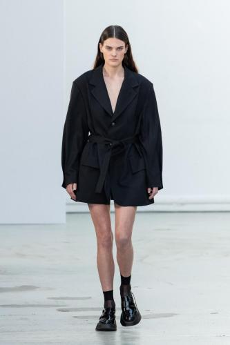Nehera fw23 runway press look 29