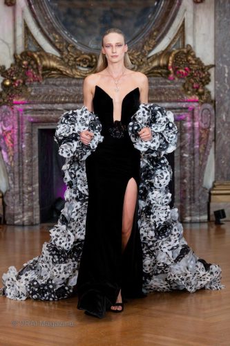 R-EseAzenaborFW26-007-7