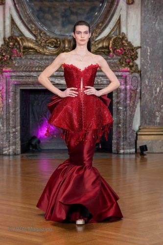 R-EseAzenaborFW26-026-26