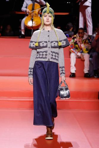 RUNWAY LOOKS FW23 HD 16
