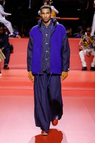 RUNWAY LOOKS FW23 HD 28