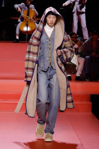 RUNWAY LOOKS FW23 HD 34