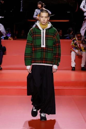 RUNWAY LOOKS FW23 HD 44