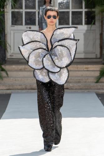 Rahul Mishra fashion show, Couture Couture Fall Winter 2023, Paris Fashion Week.Photo by Valerio Mezzanotti