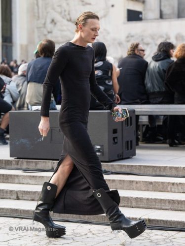 RickOwn-Outside-PFW-251002-130-45