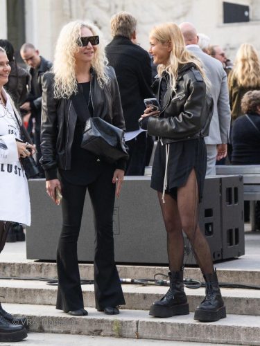 RickOwn-Outside-PFW-251002-88-30
