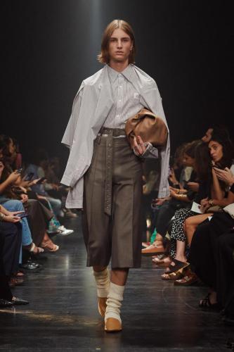 Rokh ss24 runway press look28