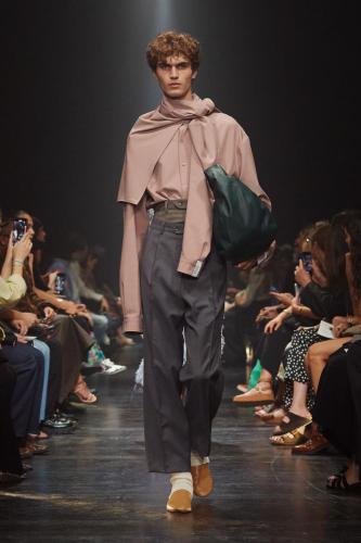 Rokh ss24 runway press look35