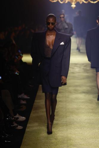 SAINT-LAURENT WINTER23-WOMEN RUNWAY-FRONT 07 HR