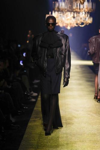 SAINT-LAURENT WINTER23-WOMEN RUNWAY-FRONT 09 HR