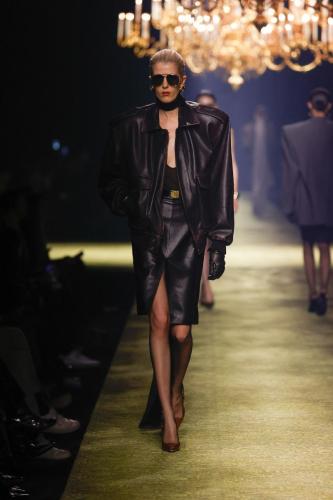 SAINT-LAURENT WINTER23-WOMEN RUNWAY-FRONT 12 HR