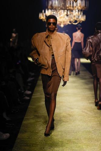 SAINT-LAURENT WINTER23-WOMEN RUNWAY-FRONT 35 HR