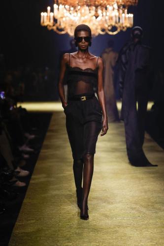 SAINT-LAURENT WINTER23-WOMEN RUNWAY-FRONT 41 HR
