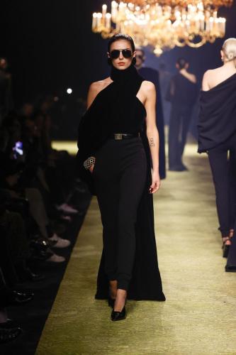 SAINT-LAURENT WINTER23-WOMEN RUNWAY-FRONT 47 HR