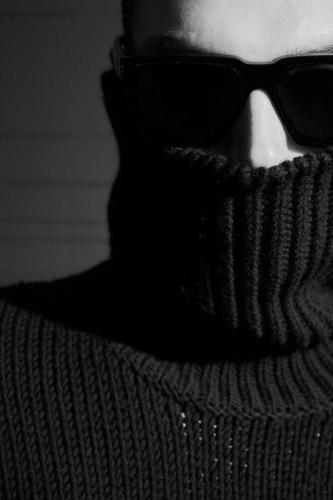 SAINT-LAURENT WINTER23 BACKSTAGE 01 HR