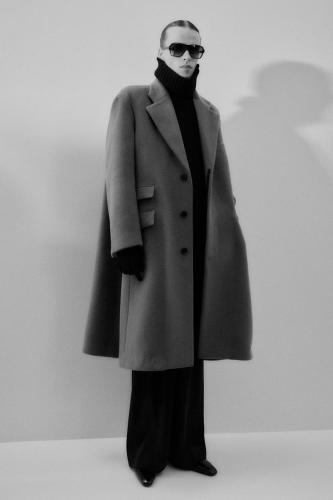 SAINT-LAURENT WINTER23 BACKSTAGE 03 HR